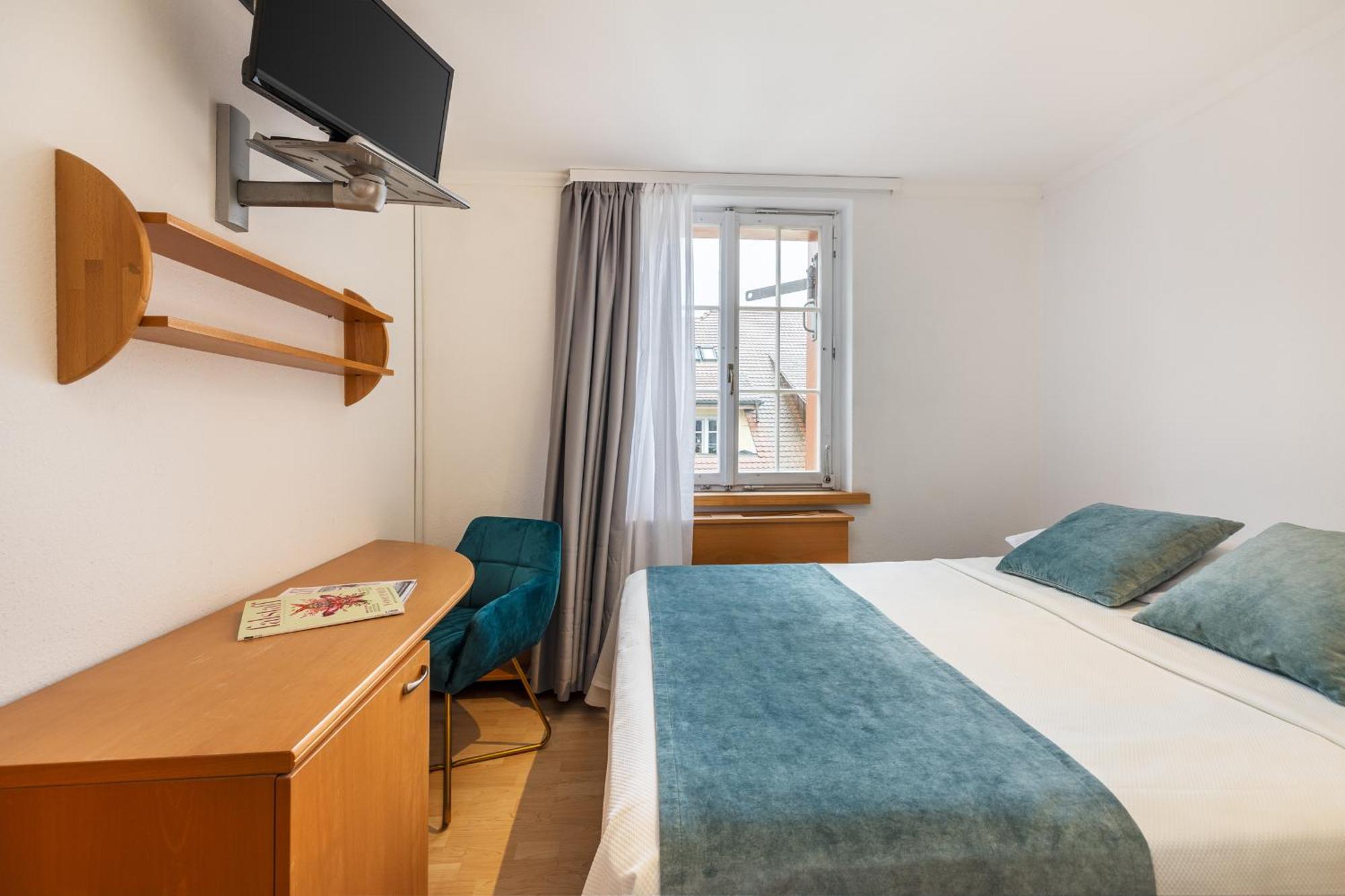 Hotel Rheingerbe ชไตน์ อัม ไรน์ ภายนอก รูปภาพ